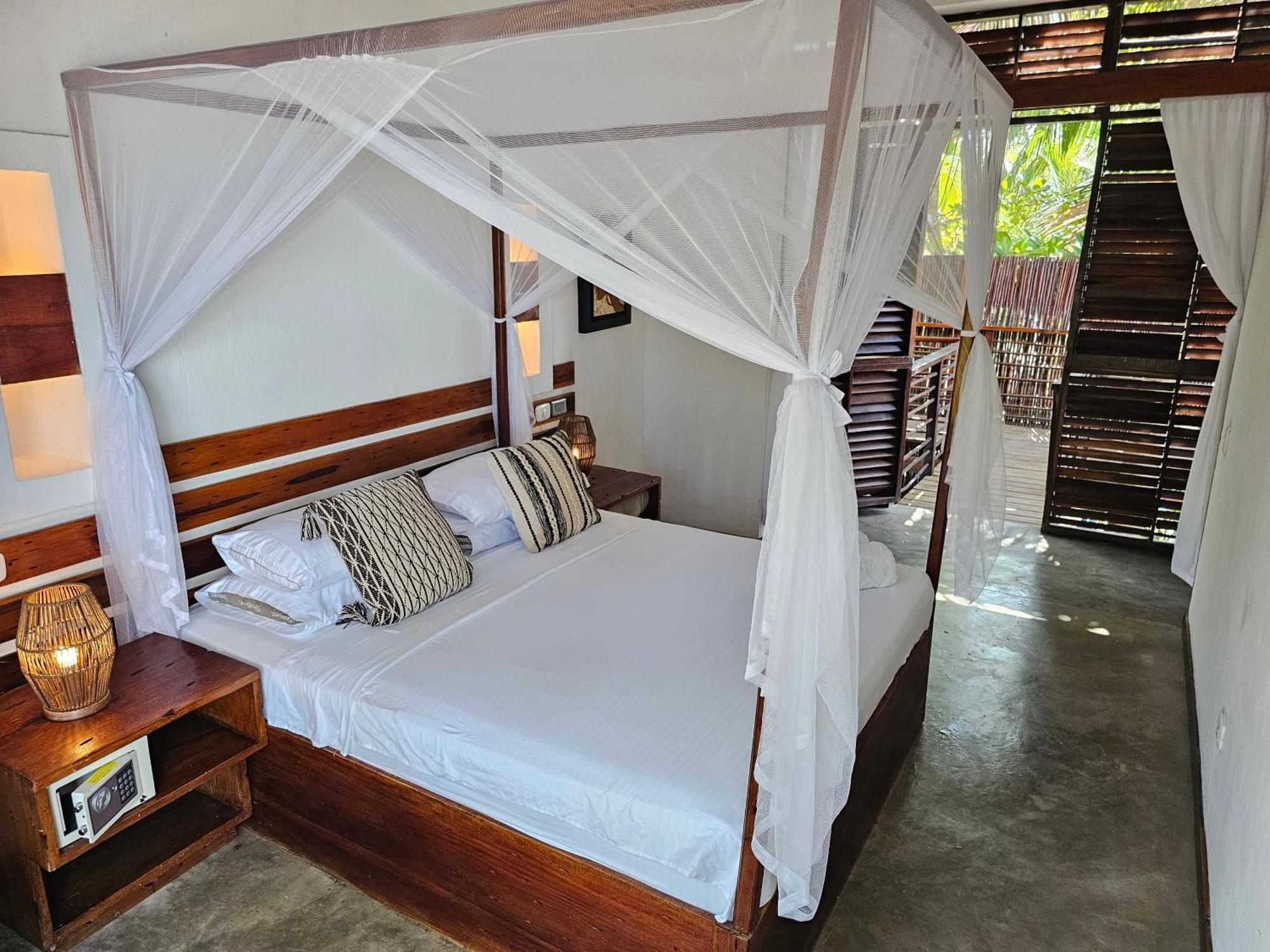 Makao Beach Hotel Palomino Buitenkant foto
