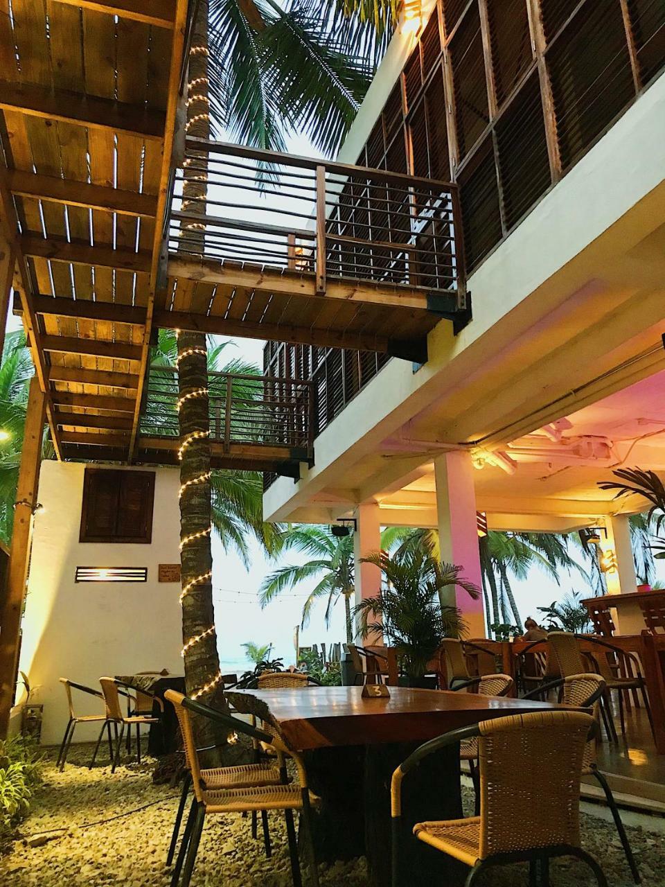 Makao Beach Hotel Palomino Buitenkant foto